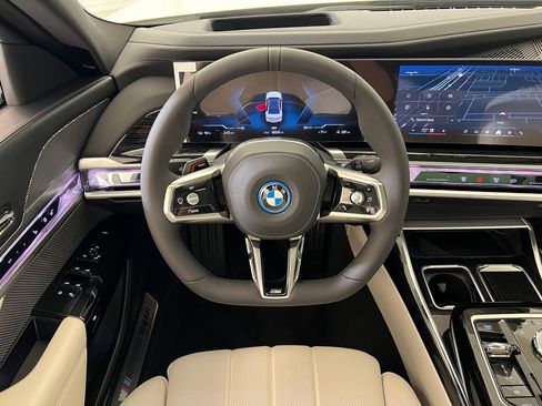 New 2026 BMW i7 eDrive50 w/ M Sport Package image 17