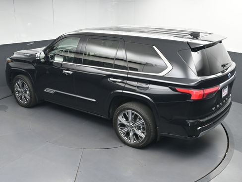 Certified 2024 Toyota Sequoia Capstone image 38