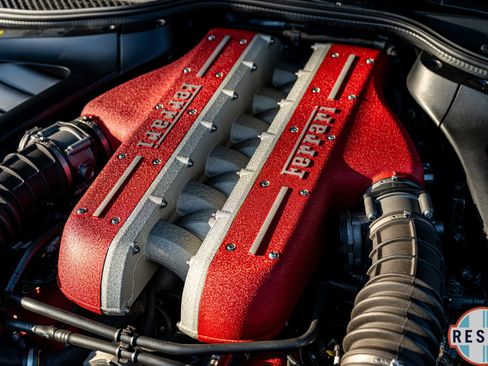 Used 2012 Ferrari FF image 23