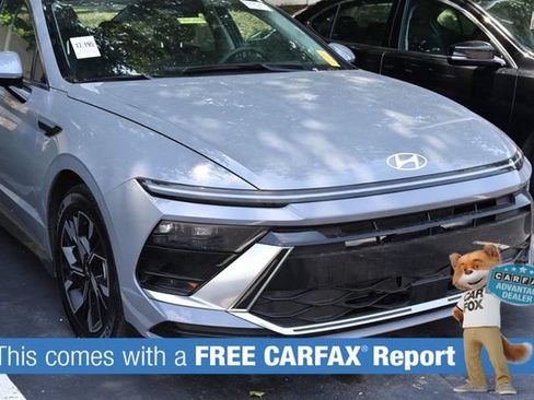 Used 2025 Hyundai Sonata SEL FWD image 2