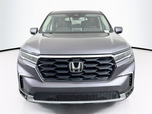 Used 2025 Honda Pilot EX-L image 8