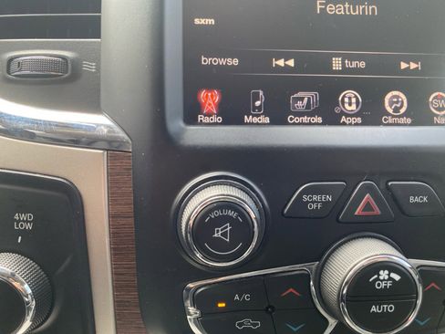 Used 2016 RAM 2500 Laramie image 17