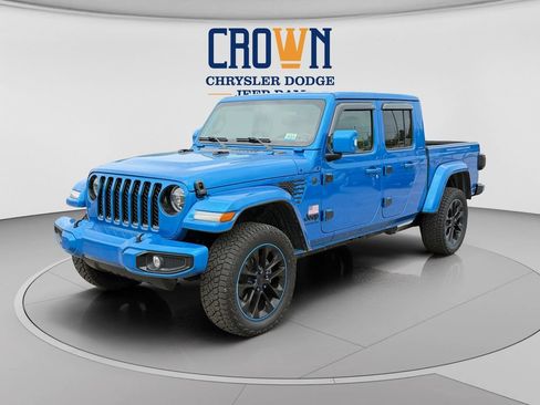 Used 2022 Jeep Gladiator Overland AWD/4WD image 7