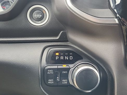 Used 2019 RAM 1500 Big Horn AWD/4WD image 24