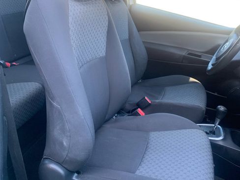 Used 2015 Toyota Yaris L image 8