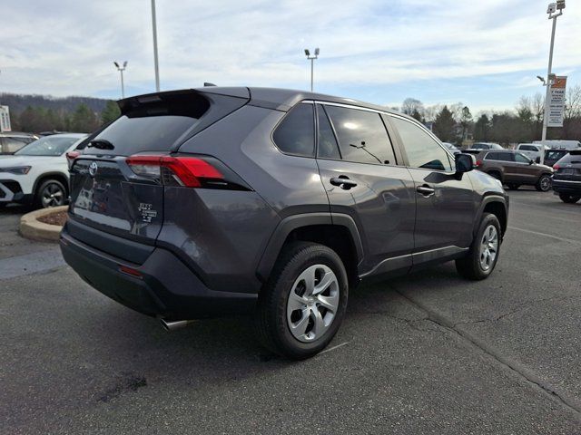 Used 2023 Toyota RAV4 LE FWD image 8