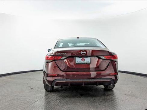 Used 2025 Nissan Sentra SV image 7