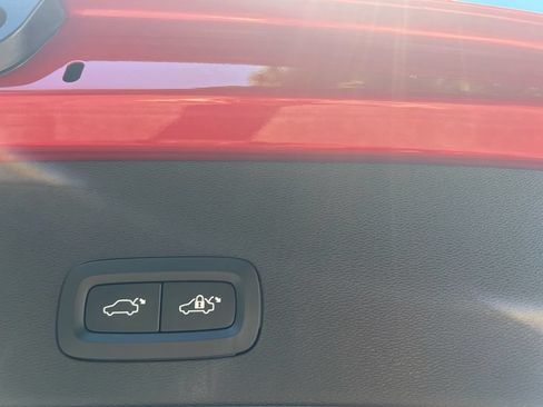 Certified 2023 Volvo C40 P8 Recharge Ultimate AWD/4WD image 27