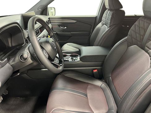 New 2026 Honda Pilot Black Edition image 13