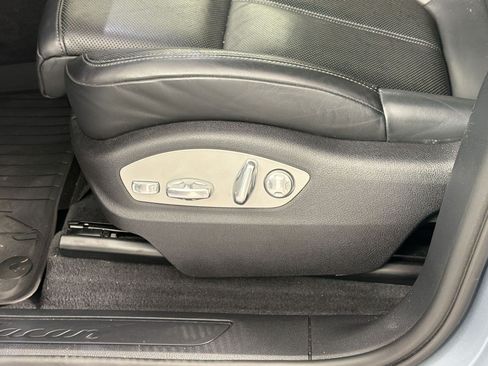 Certified 2024 Porsche Macan AWD/4WD image 14