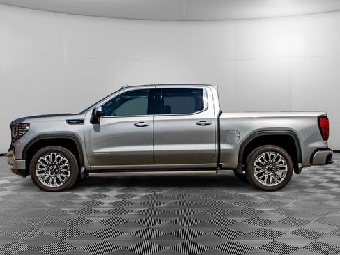 Used 2026 GMC Sierra 1500 Denali Ultimate AWD/4WD image 4