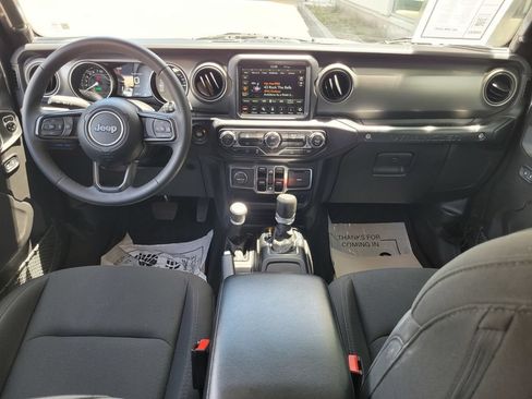 Used 2023 Jeep Wrangler Unlimited w/ 8.4" Radio Group AWD/4WD image 18