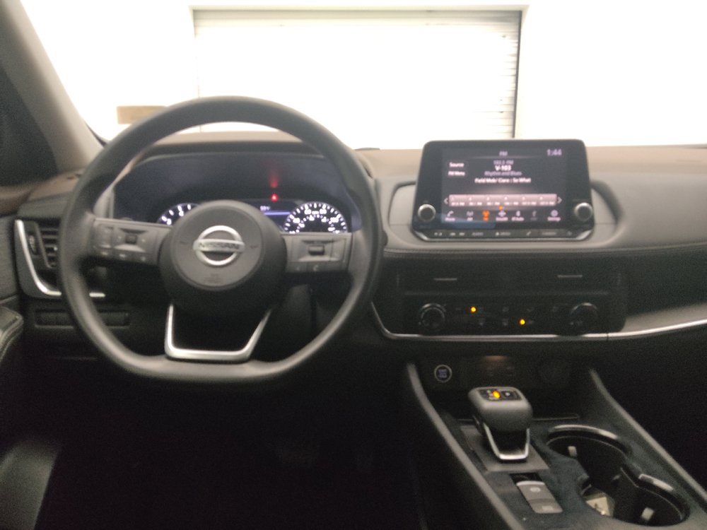 Used 2021 Nissan Rogue S FWD image 22