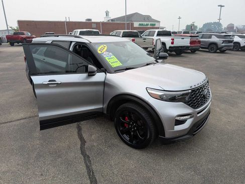 Used 2024 Ford Explorer ST w/ Equipment Group 401A AWD/4WD image 16