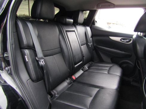 Used 2020 Nissan Rogue Sport SL w/ Premium Package image 22