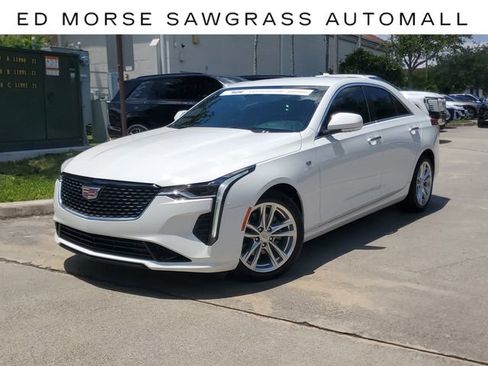 Certified 2025 Cadillac CT4 Luxury RWD image 1