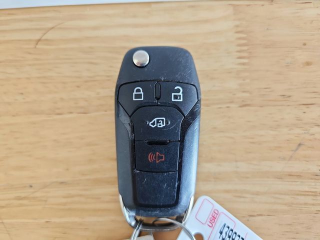Used 2019 Ford Transit Connect XLT FWD image 9