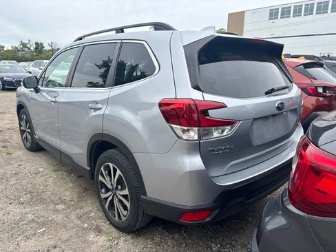 Used 2019 Subaru Forester Limited AWD/4WD image 8