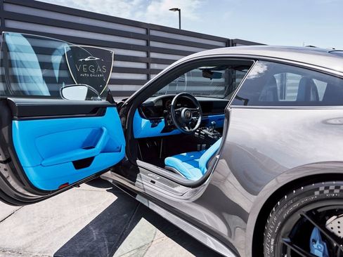 Used 2022 Porsche 911 GT3 RWD image 28