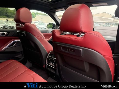 Used 2022 BMW X6 xDrive40i w/ M Sport Package AWD/4WD image 27