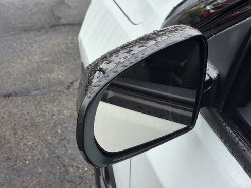 Used 2024 Jeep Compass Trailhawk image 18