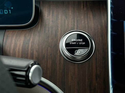 New 2026 Mercedes-Benz CLE 300 4MATIC Coupe image 20