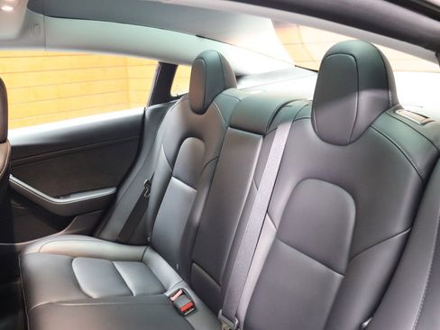 Used 2023 Tesla Model 3 Standard Range image 48