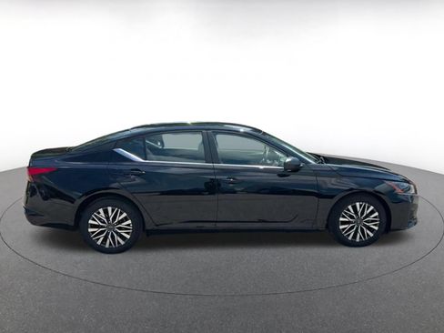 Used 2026 Nissan Altima 2.5 SV FWD image 16