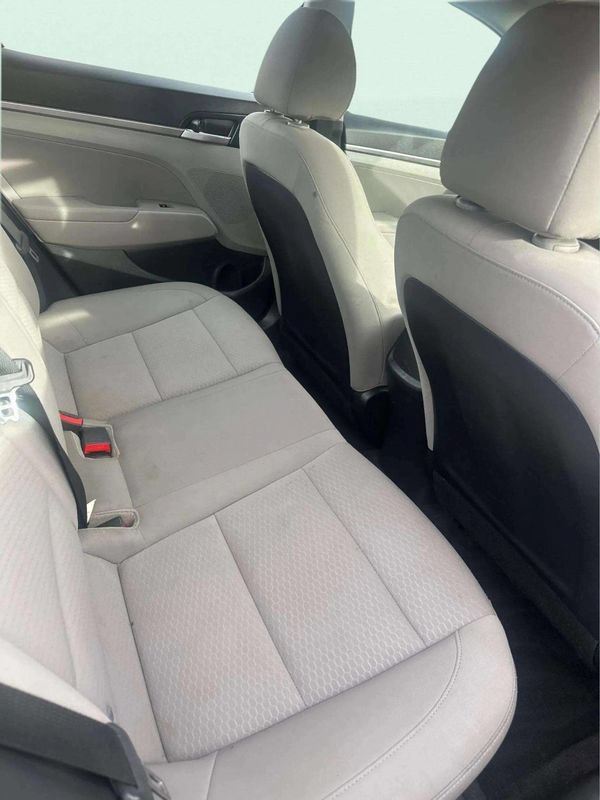 Used 2020 Hyundai Elantra SEL FWD image 12