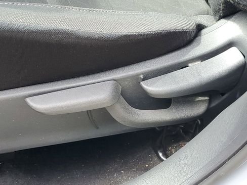 Used 2024 Nissan Kicks SV FWD image 18