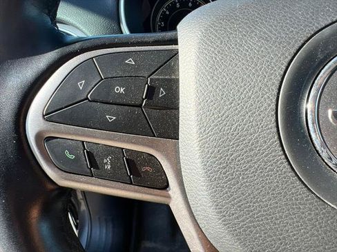 Certified 2020 Jeep Cherokee Limited AWD/4WD image 12