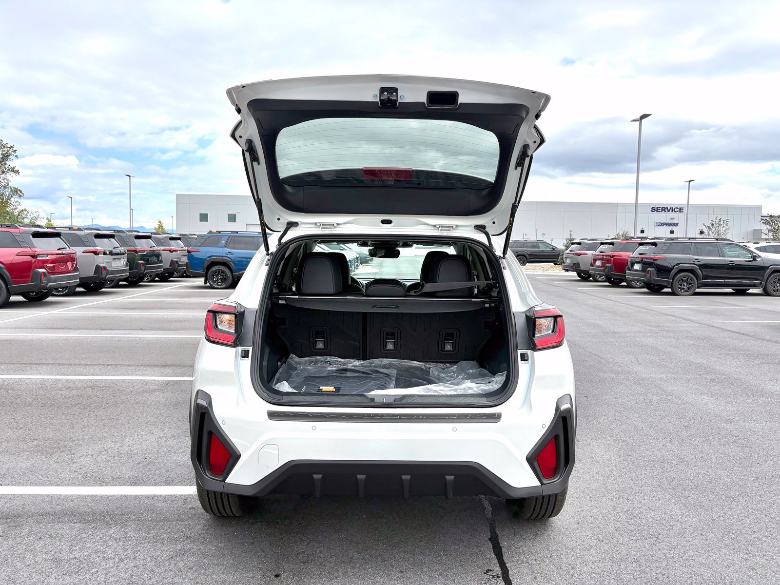 New 2026 Subaru Crosstrek 2.5i Limited w/ Popular Package #3A AWD/4WD image 9