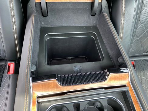 Used 2024 Jeep Grand Wagoneer L Series III image 24