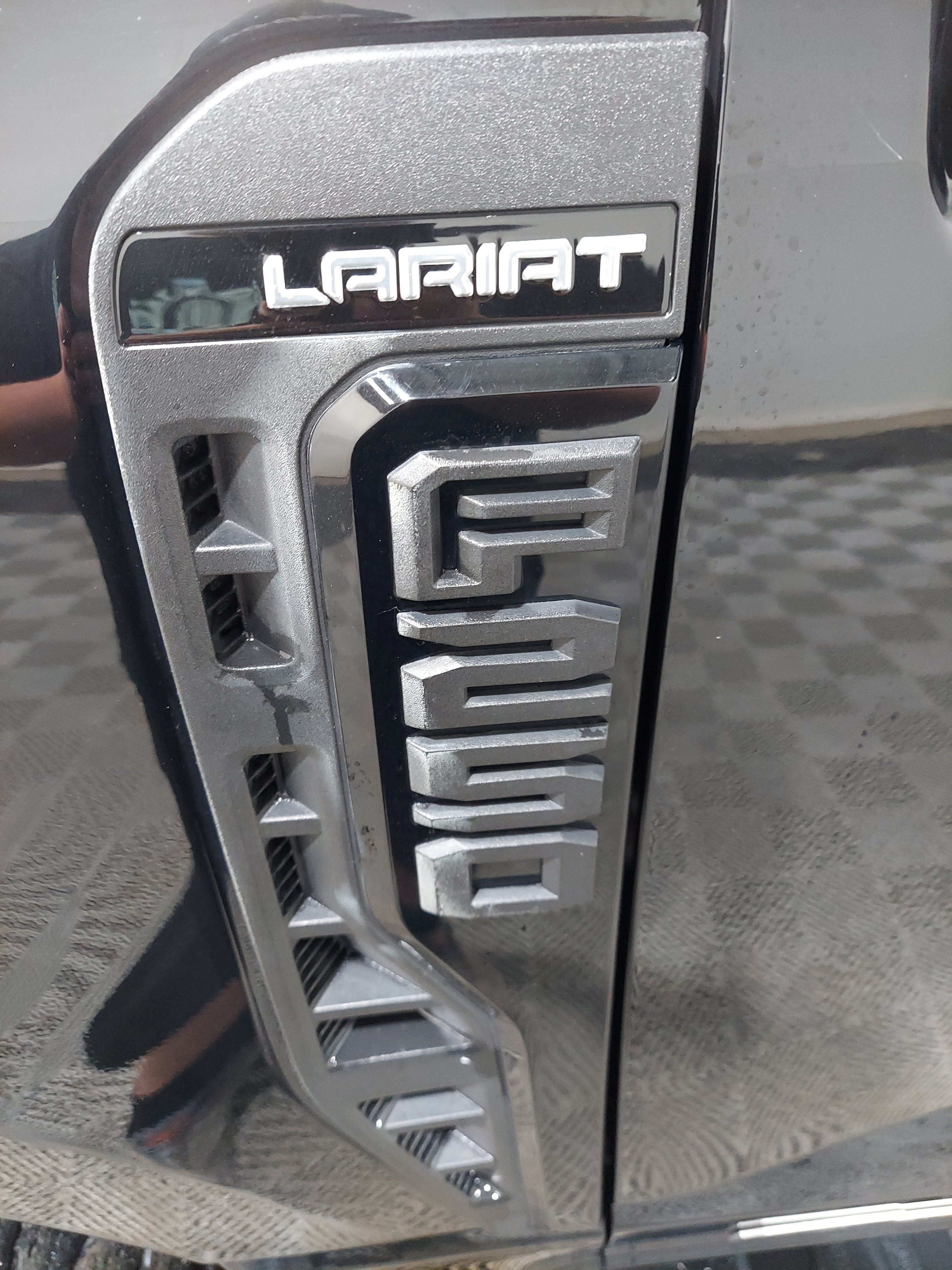 Used 2024 Ford F250 Lariat w/ Lariat Ultimate Package AWD/4WD image 6