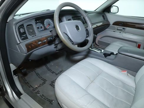 Used 2005 Mercury Grand Marquis LS image 21