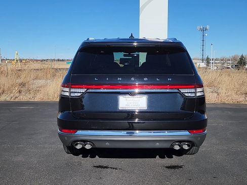 Used 2024 Lincoln Aviator AWD w/ Premium Package image 22