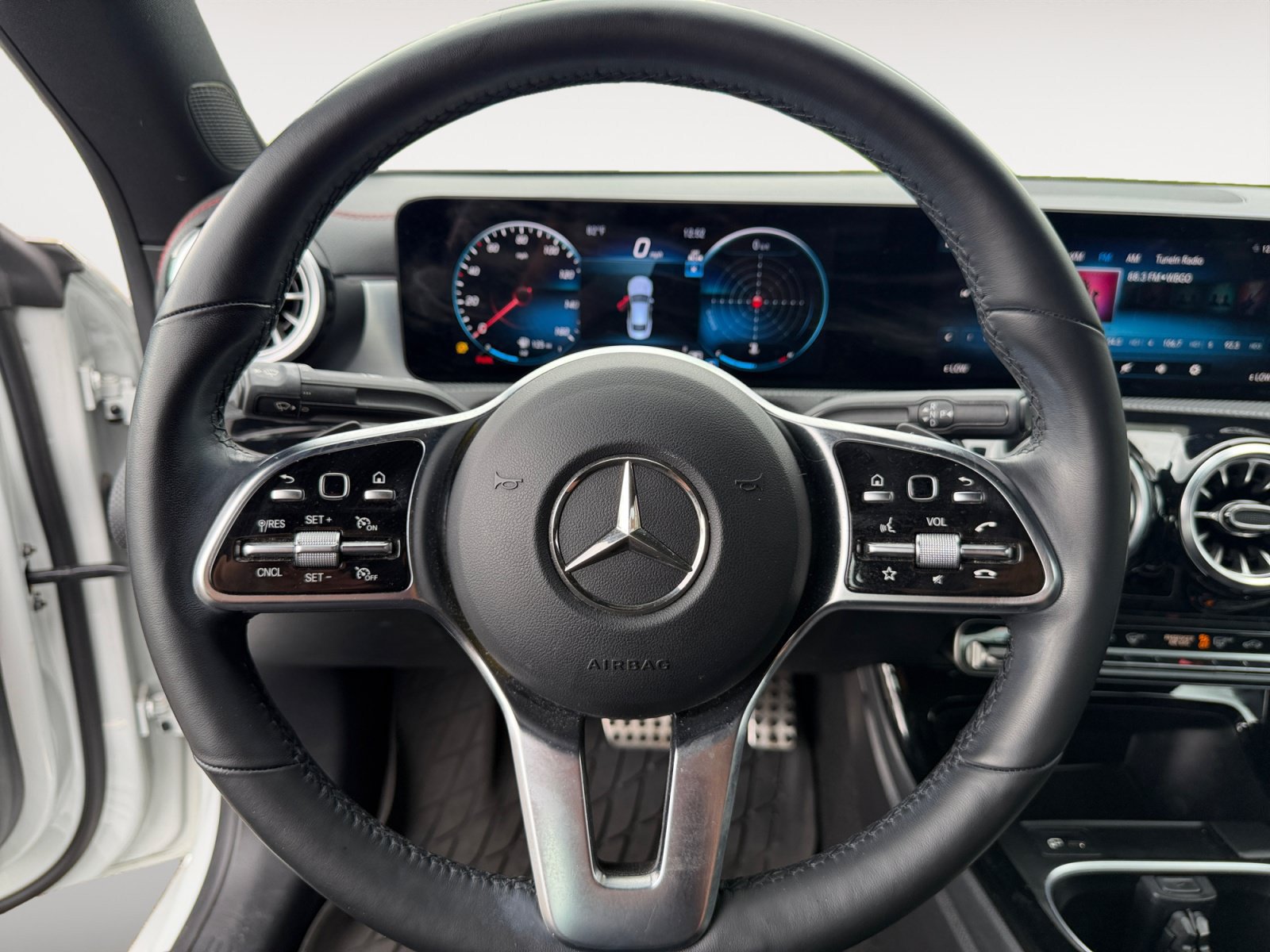 Used 2023 Mercedes-Benz CLA 250 4MATIC image 21
