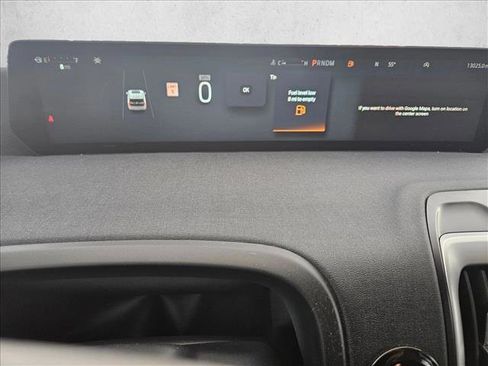 Used 2025 Ford Expedition Active image 11