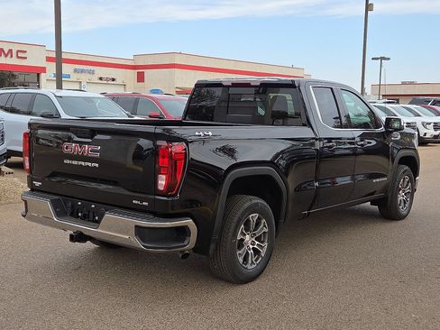 New 2026 GMC Sierra 1500 SLE w/ Preferred Package AWD/4WD image 3