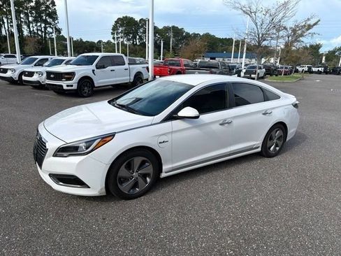 Used 2017 Hyundai Sonata Limited FWD image 10