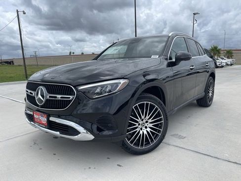 New 2025 Mercedes-Benz GLC 300 image 3
