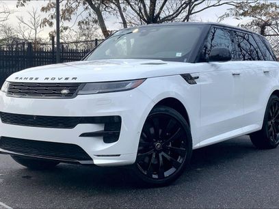 New 2025 Land Rover Range Rover Sport Dynamic SE