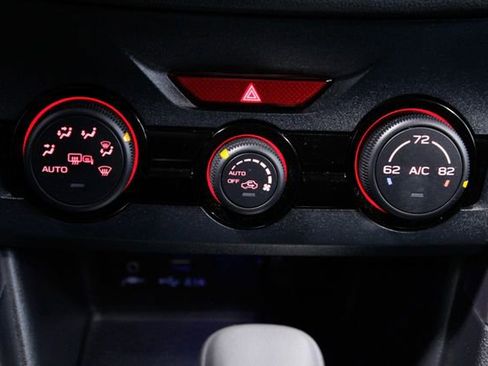 Used 2023 Subaru Forester Premium image 27