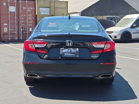 Used 2020 Honda Accord Sport image 9