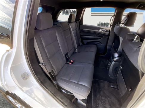 Used 2019 Jeep Grand Cherokee Laredo w/ Security & Convenience Group image 23