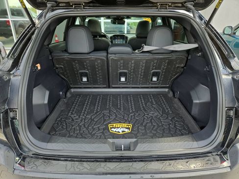 Used 2024 Subaru Crosstrek 2.5i Wilderness w/ Wilderness Package AWD/4WD image 28