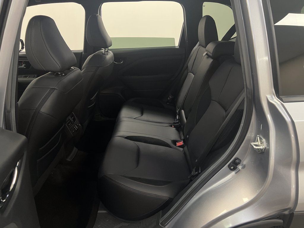 Certified 2026 Subaru Forester Touring AWD/4WD image 28