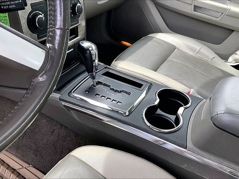 Used 2008 Chrysler 300 Touring RWD image 15