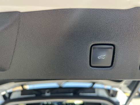 Used 2022 Ford Escape Titanium w/ Titanium Elite Package image 31