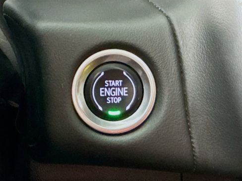 Used 2022 GMC Yukon AT4 AWD/4WD image 34